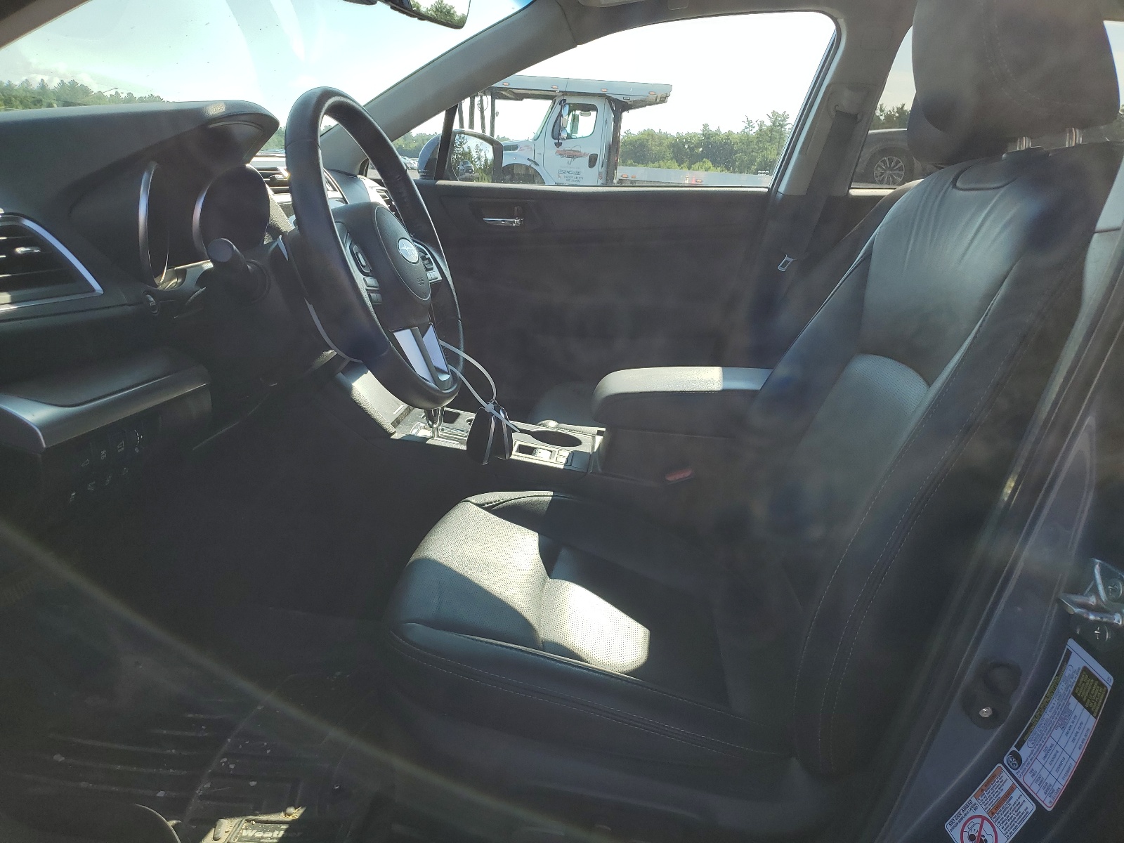 4S4BSANC8H3330373 2017 Subaru Outback 2.5I Limited