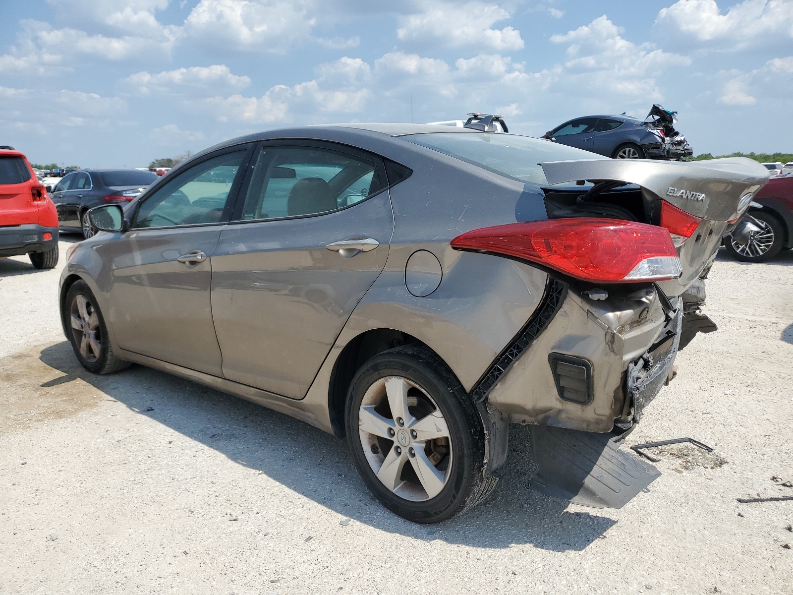 2013 Hyundai Elantra Gls vin: 5NPDH4AEXDH369288