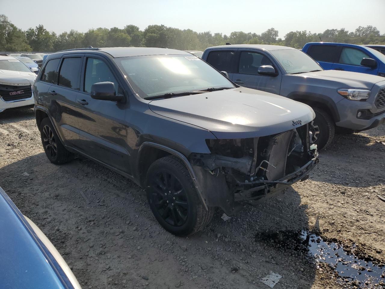 2017 Jeep Grand Cherokee - Image 4
