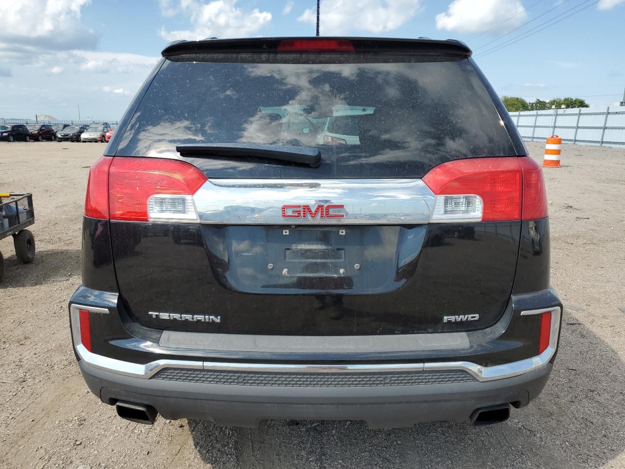 2GKFLTE38G6344588 2016 GMC Terrain Sle