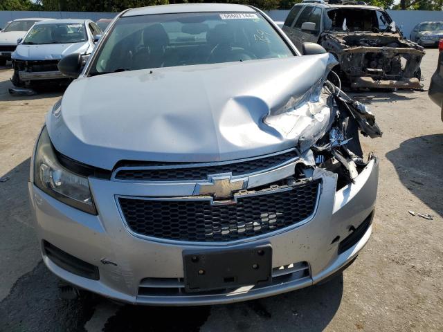 Sedans CHEVROLET CRUZE 2013 Srebrny