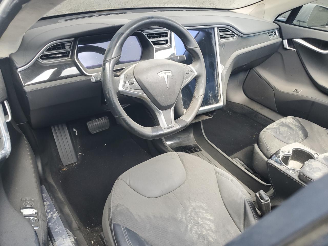 5YJSA1E19FF103621 2015 Tesla Model S