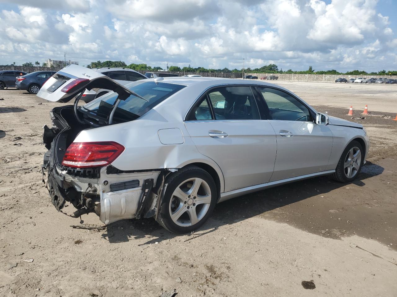 2016 Mercedes-Benz E 350 4Matic VIN: WDDHF8JB7GB229893 Lot: 66311164