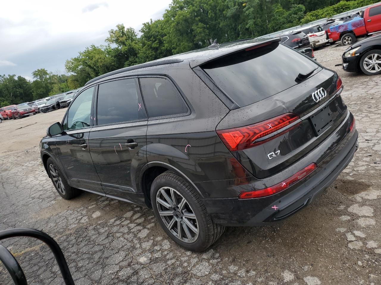 2024 Audi Q7 - Image 2
