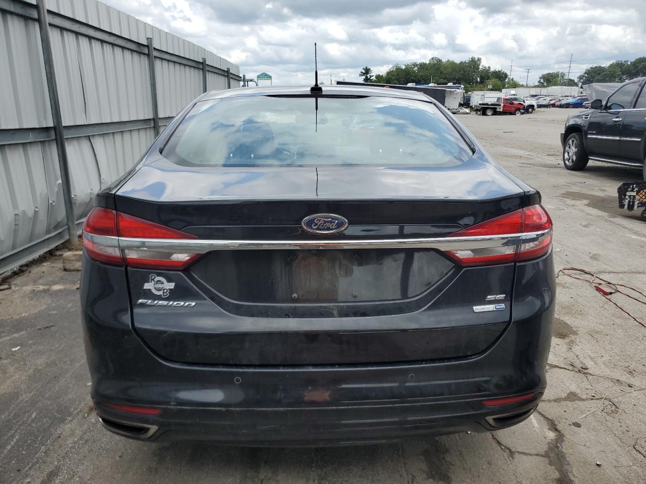 3FA6P0T94JR244189 2018 Ford Fusion Se