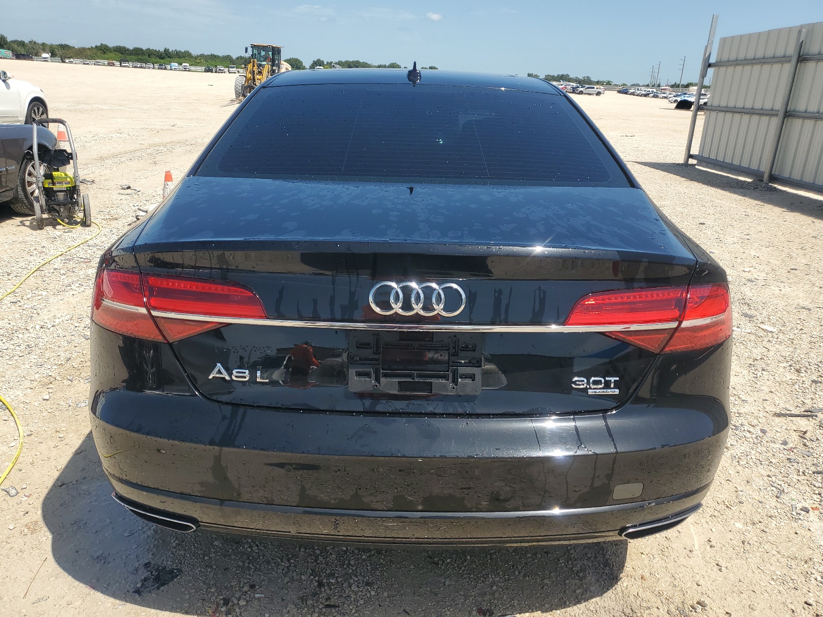 WAU44AFD0JN000782 2018 Audi A8 L Quattro