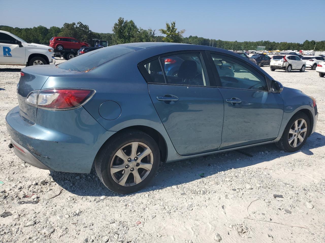 2010 Mazda 3 - Image 3