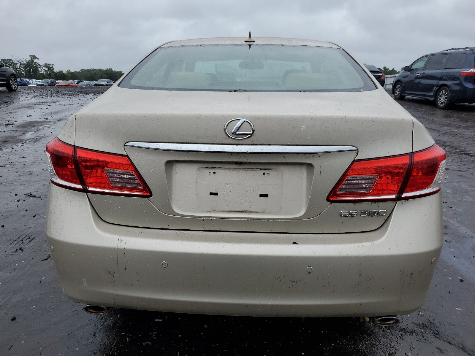 JTHBK1EG9B2422319 2011 Lexus Es 350