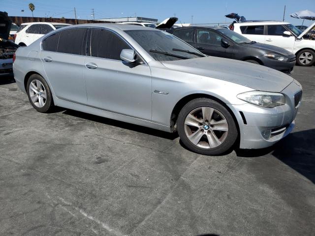 Седани BMW 5 SERIES 2012 Сріблястий