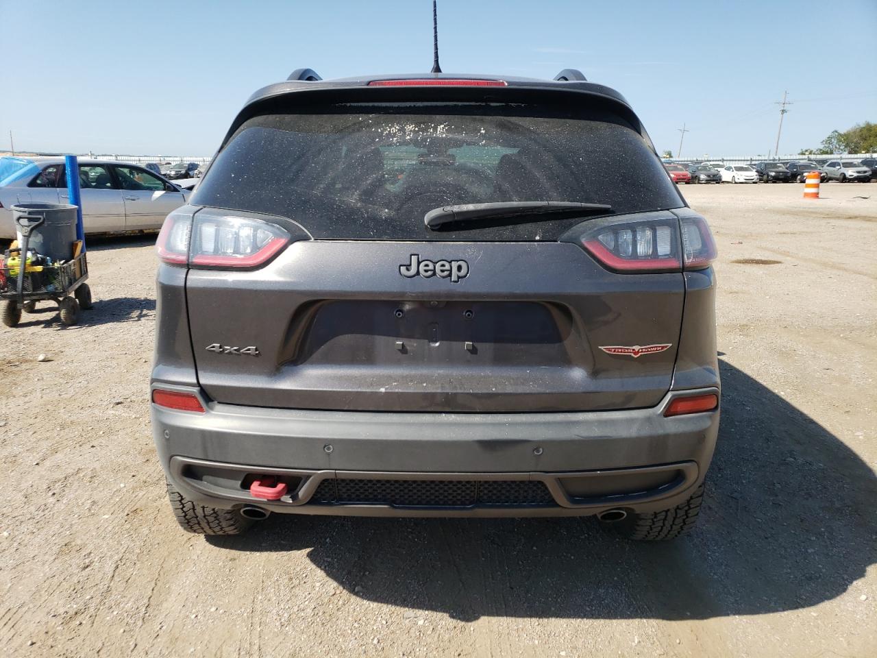 2020 Jeep Cherokee Trailhawk VIN: 1C4PJMBX1LD572186 Lot: 67928844