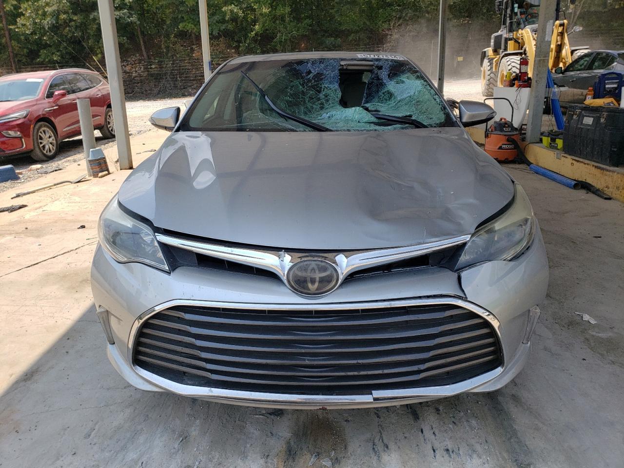 2016 Toyota Avalon - Image 5