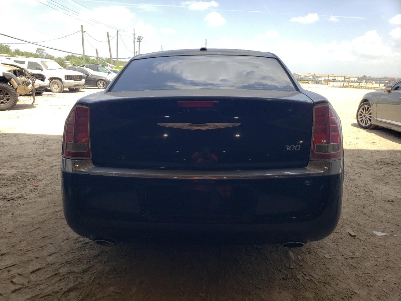 2C3CCAAG1DH732858 2013 Chrysler 300