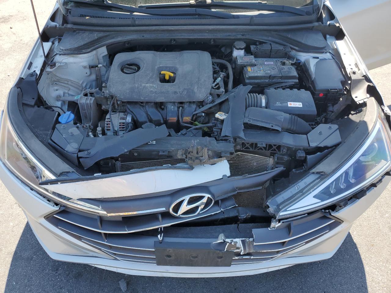 5NPD74LF1KH414253 2019 Hyundai Elantra Se