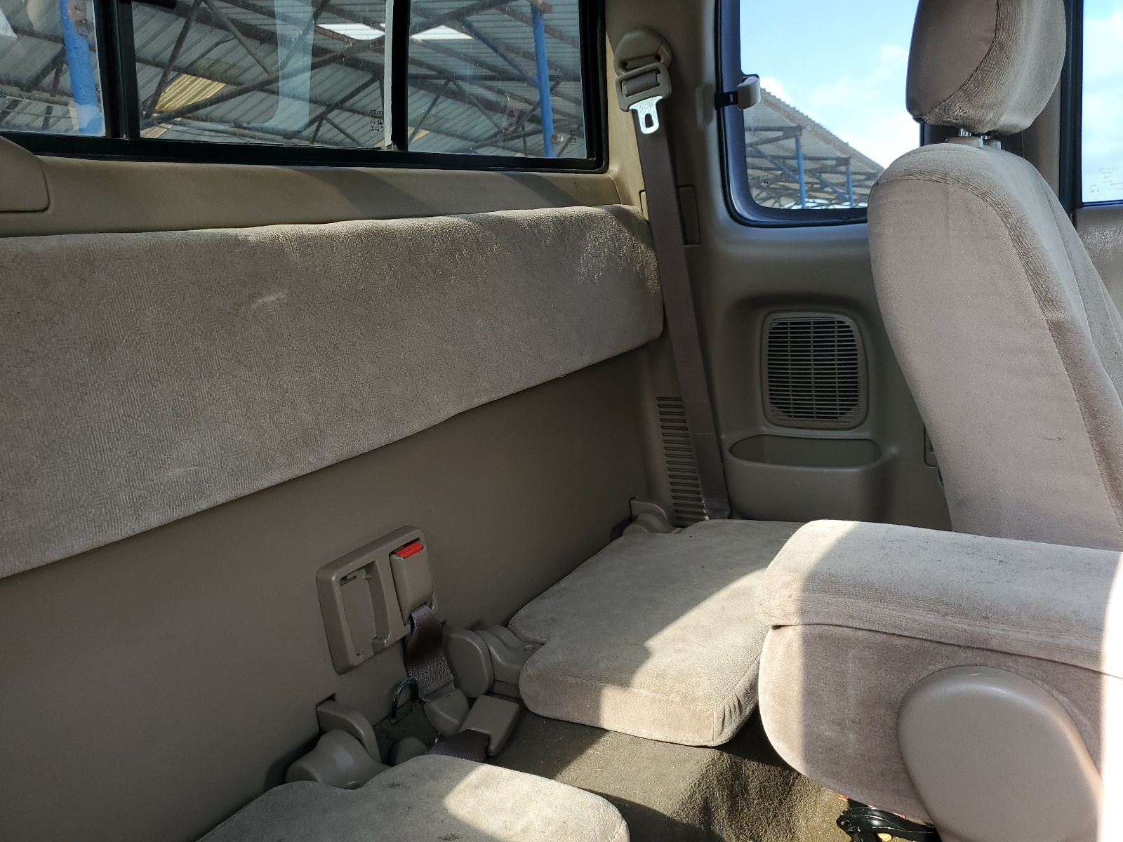 5TEWM72N82Z029877 2002 Toyota Tacoma Xtracab