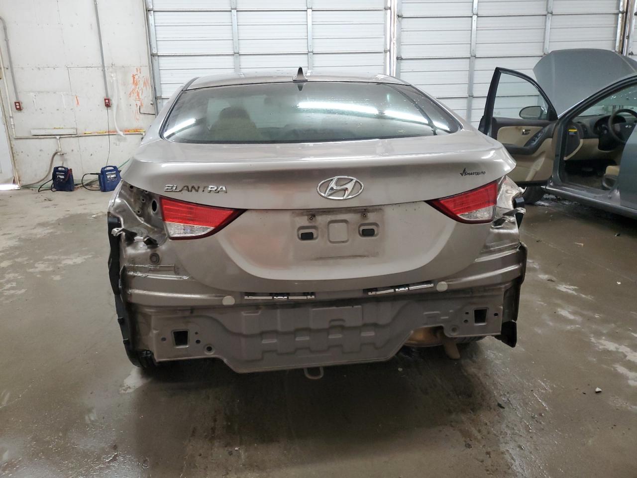 2013 Hyundai Elantra Gls VIN: 5NPDH4AE4DH170818 Lot: 65616154