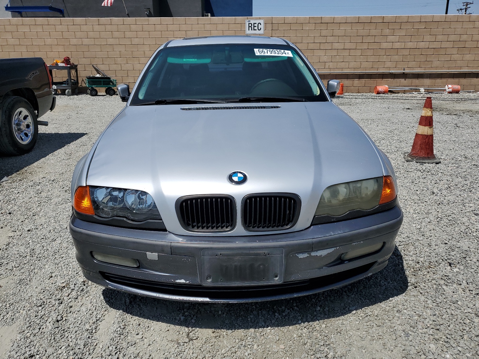 WBAAV334X1FU79917 2001 BMW 325 I