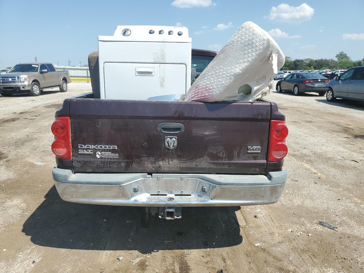 2005 Dodge Dakota Quad Slt VIN: 1D7HW48J35S342288 Lot: 69223294