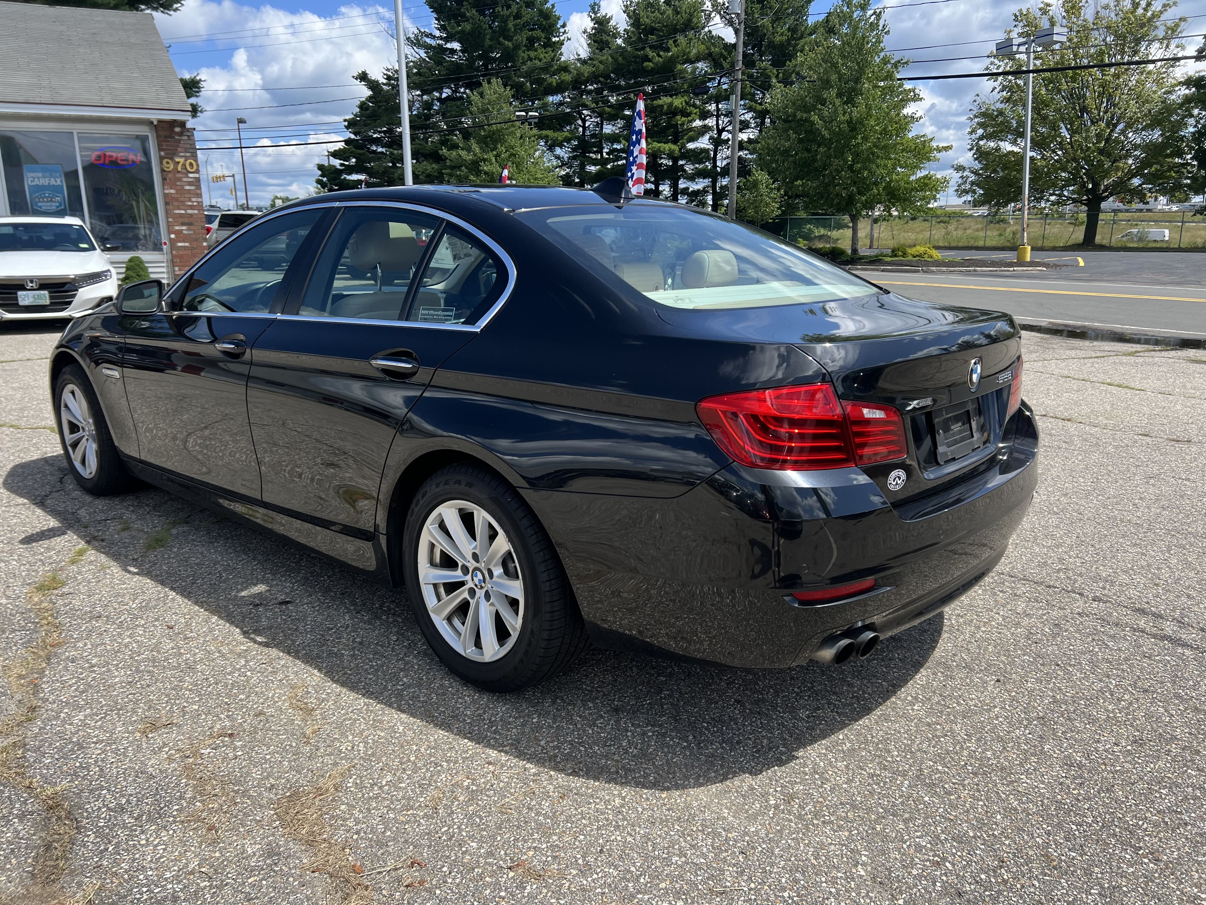 2014 BMW 528 Xi vin: WBA5A7C58ED613922