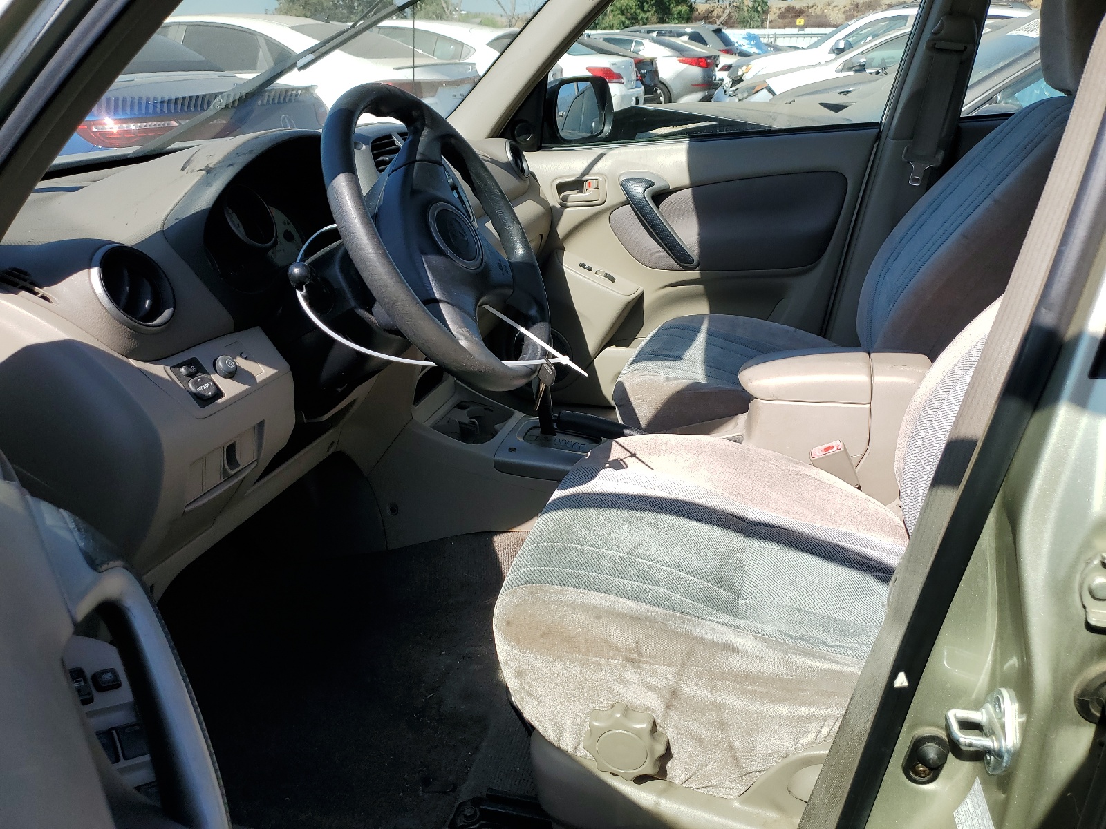 JTEGH20V130094694 2003 Toyota Rav4