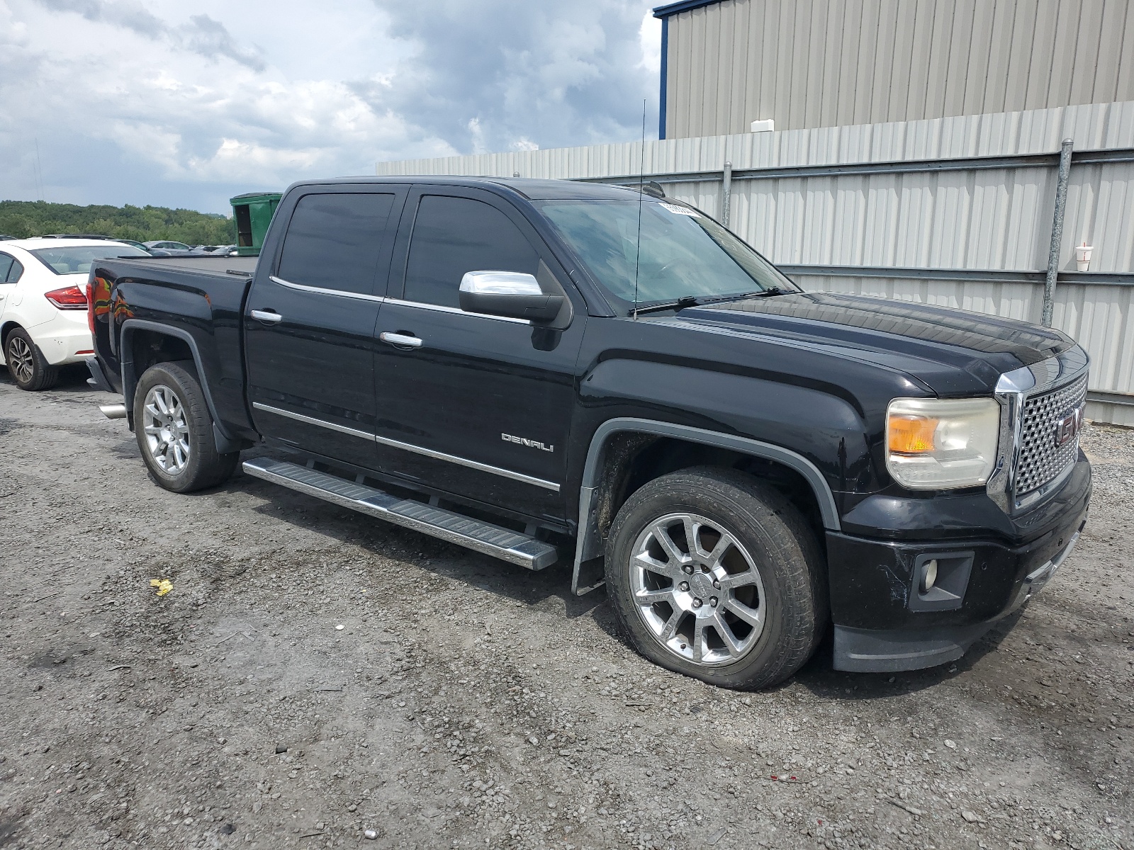 2014 GMC Sierra K1500 Denali vin: 3GTU2WEJ2EG389405