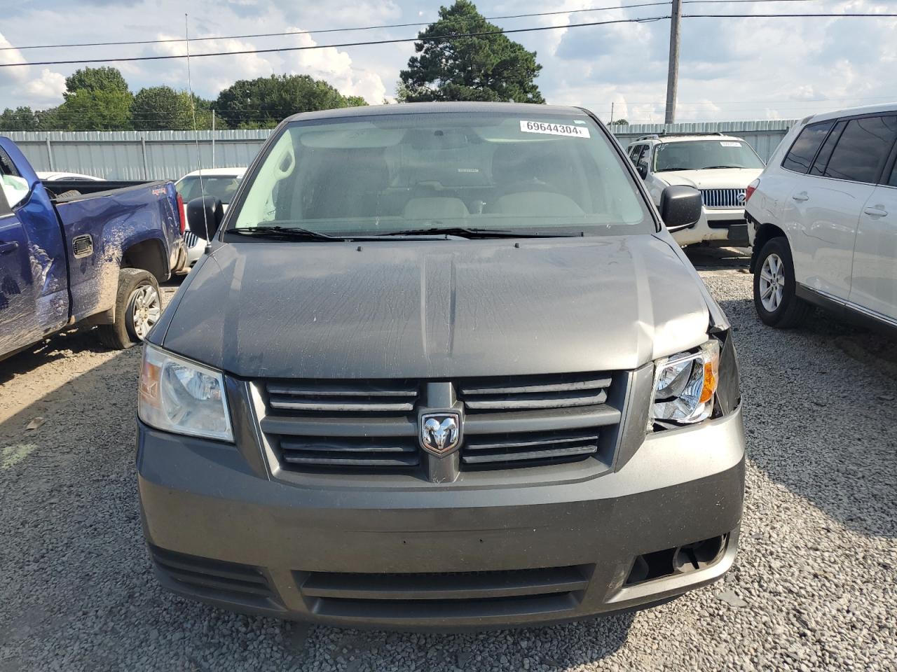 2010 Dodge Grand Caravan Se VIN: 2D4RN4DE1AR326745 Lot: 69644304