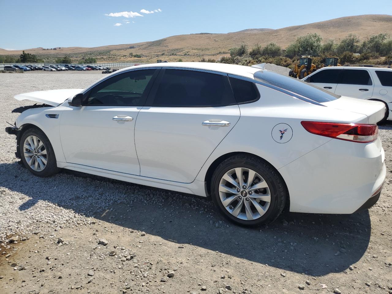 5XXGT4L31JG265920 2018 KIA OPTIMA - Image 2