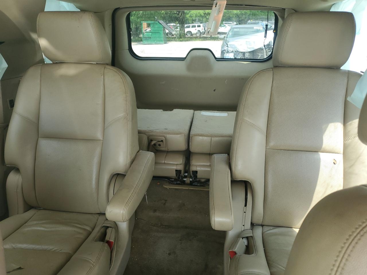 2014 Chevrolet Tahoe - Image 10