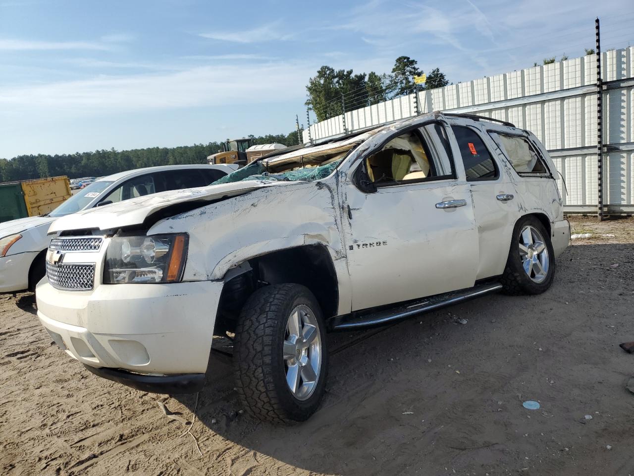 2008 Chevrolet Tahoe K1500 VIN: 1GNFK13088R209829 Lot: 69373644