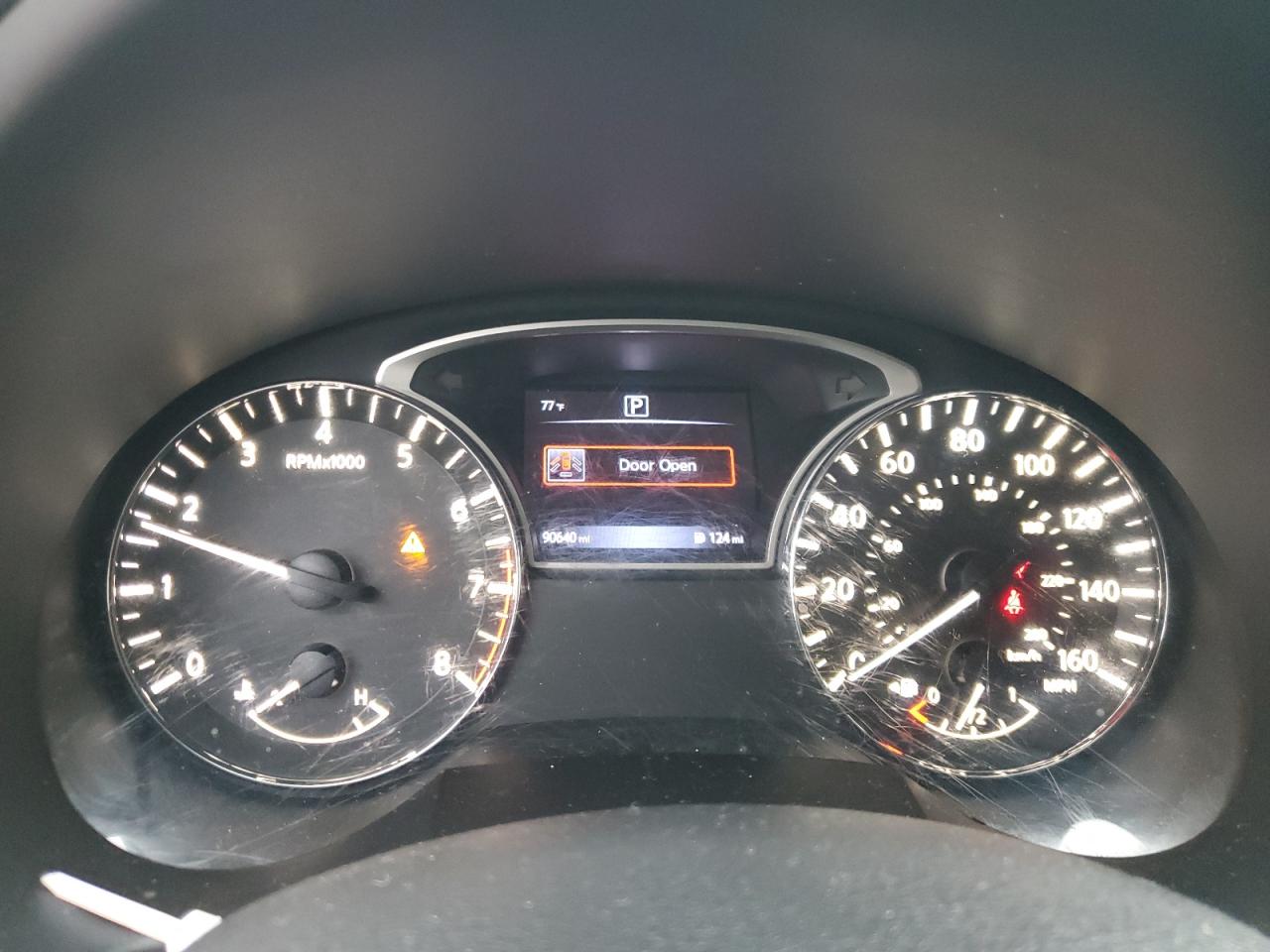 2017 Nissan Altima - Image 9