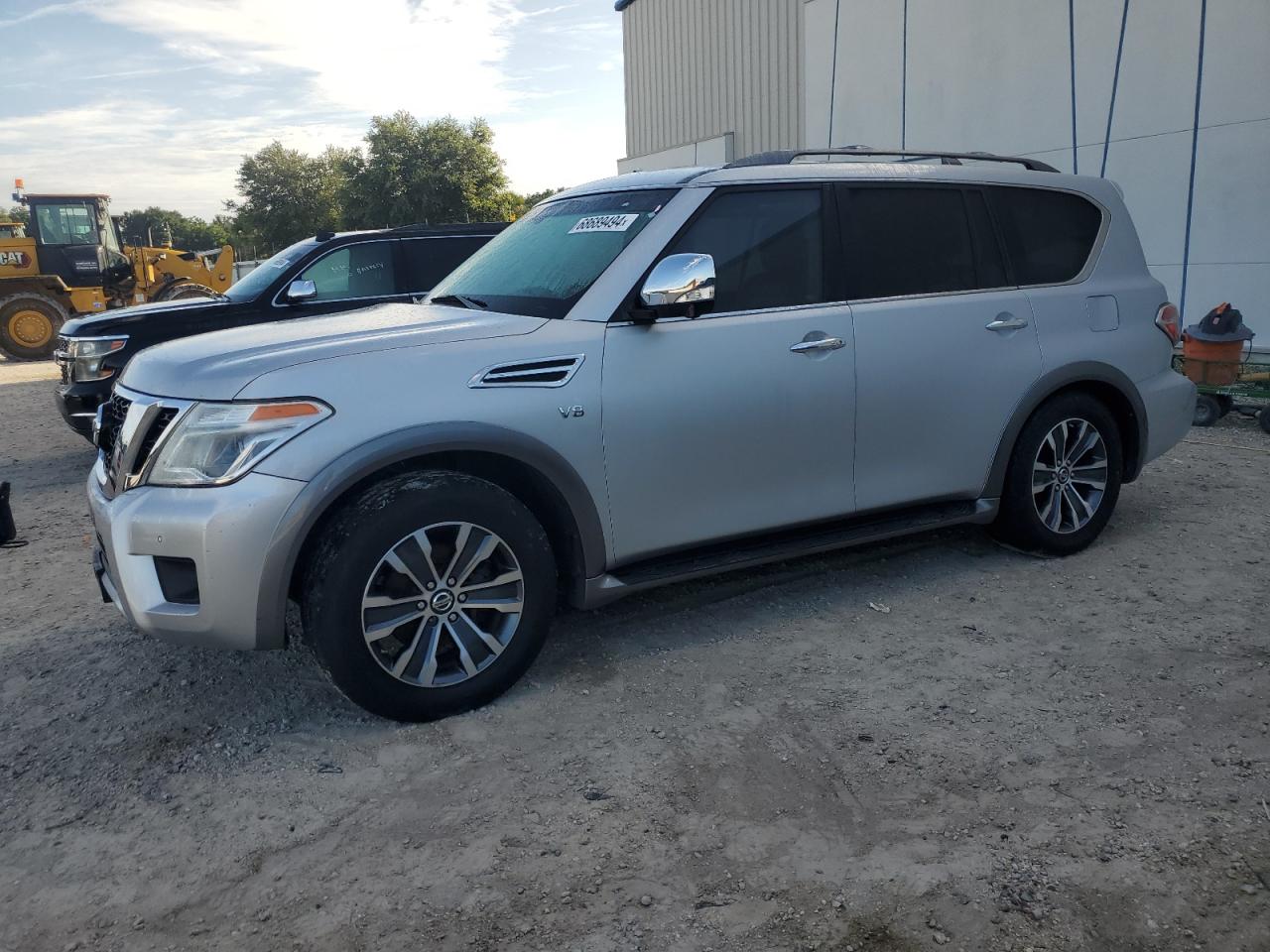 JN8AY2NC0H9506323 2017 NISSAN ARMADA - Image 1