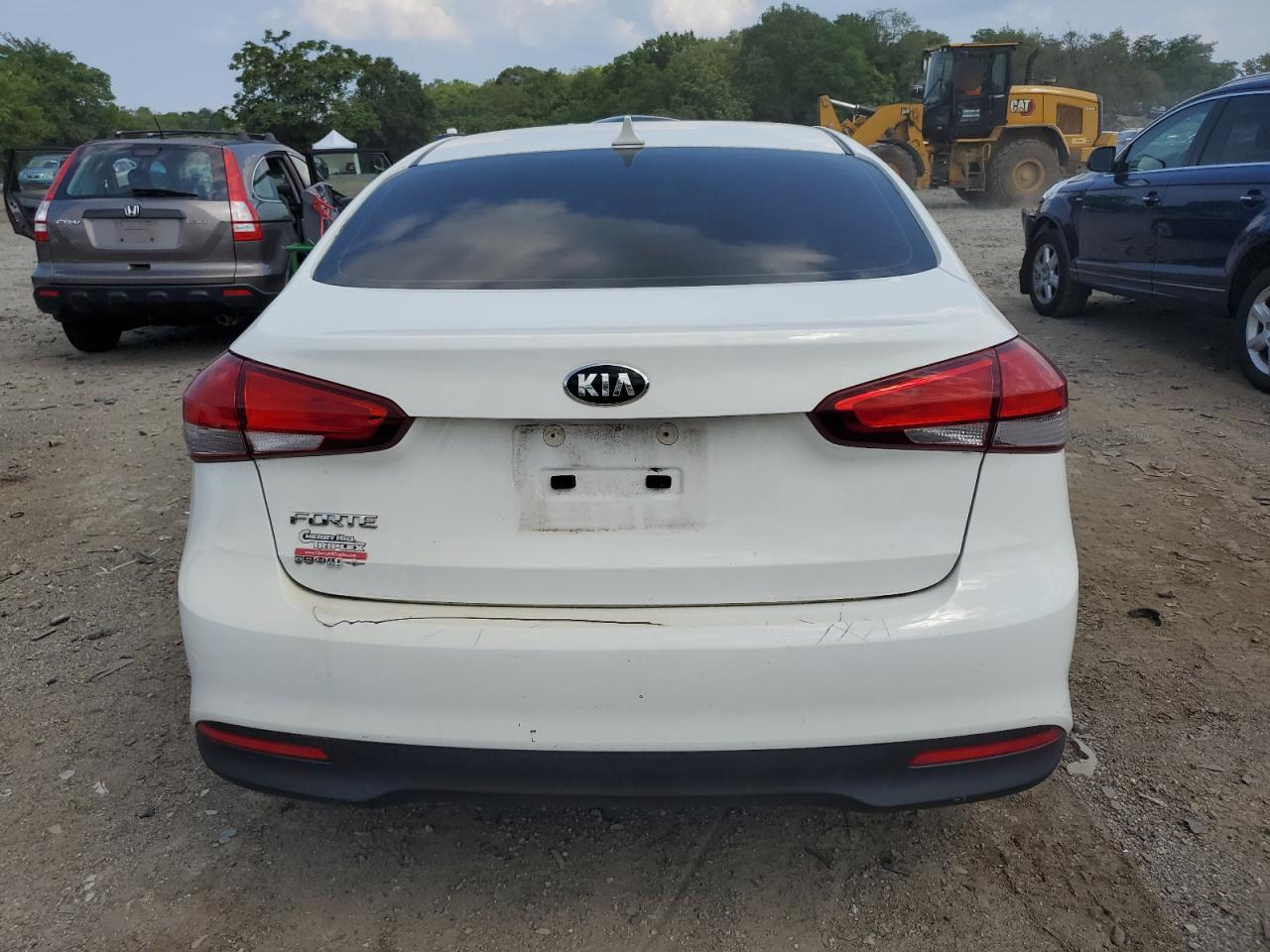 2017 Kia Forte Lx vin: 3KPFK4A74HE060275