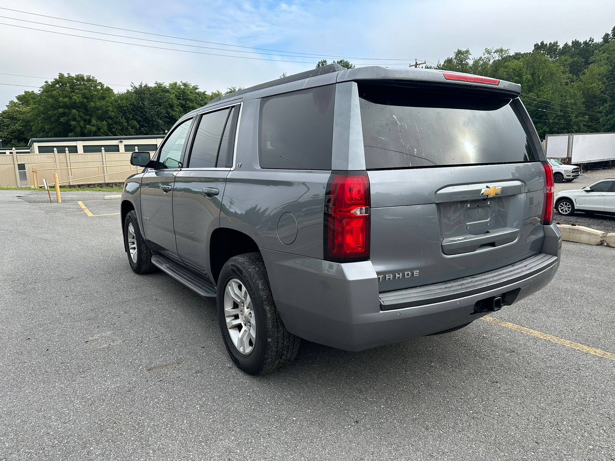 2019 Chevrolet Tahoe K1500 Lt vin: 1GNSKBKC8KR365148