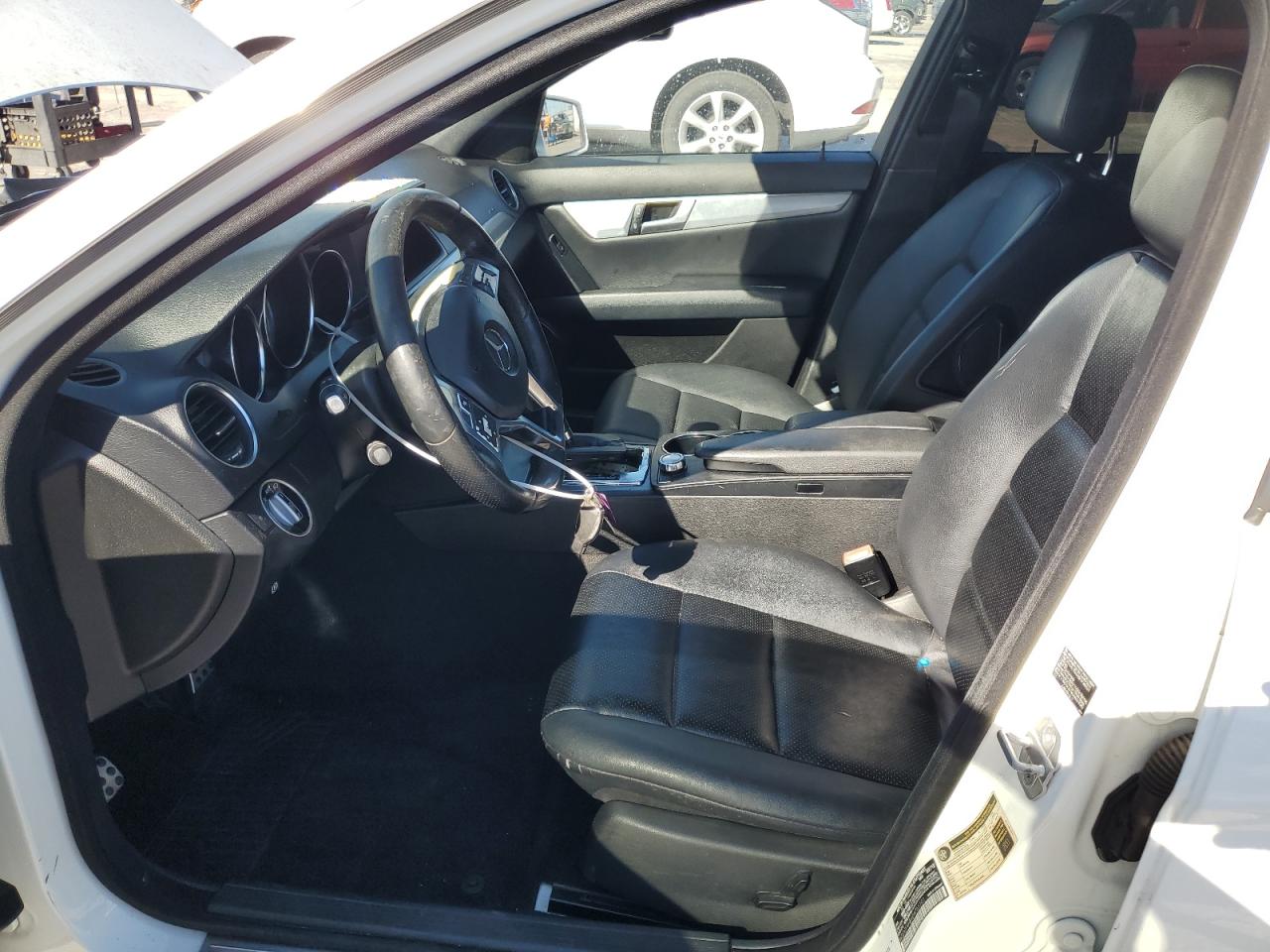 2013 Mercedes-Benz C 250 VIN: WDDGF4HB4DA765101 Lot: 68768064