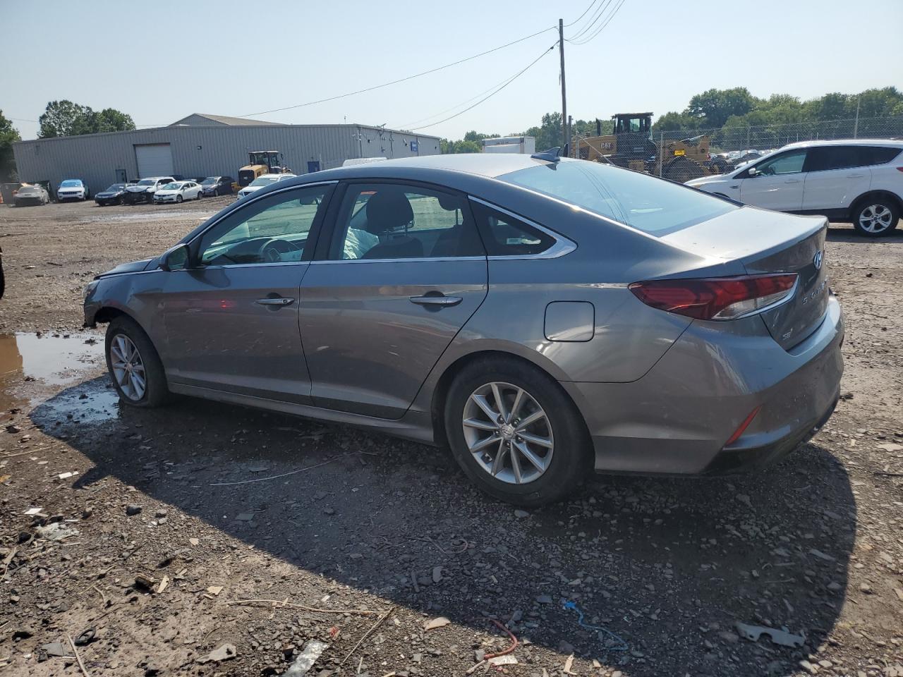 5NPE24AF9KH802143 2019 HYUNDAI SONATA - Image 2