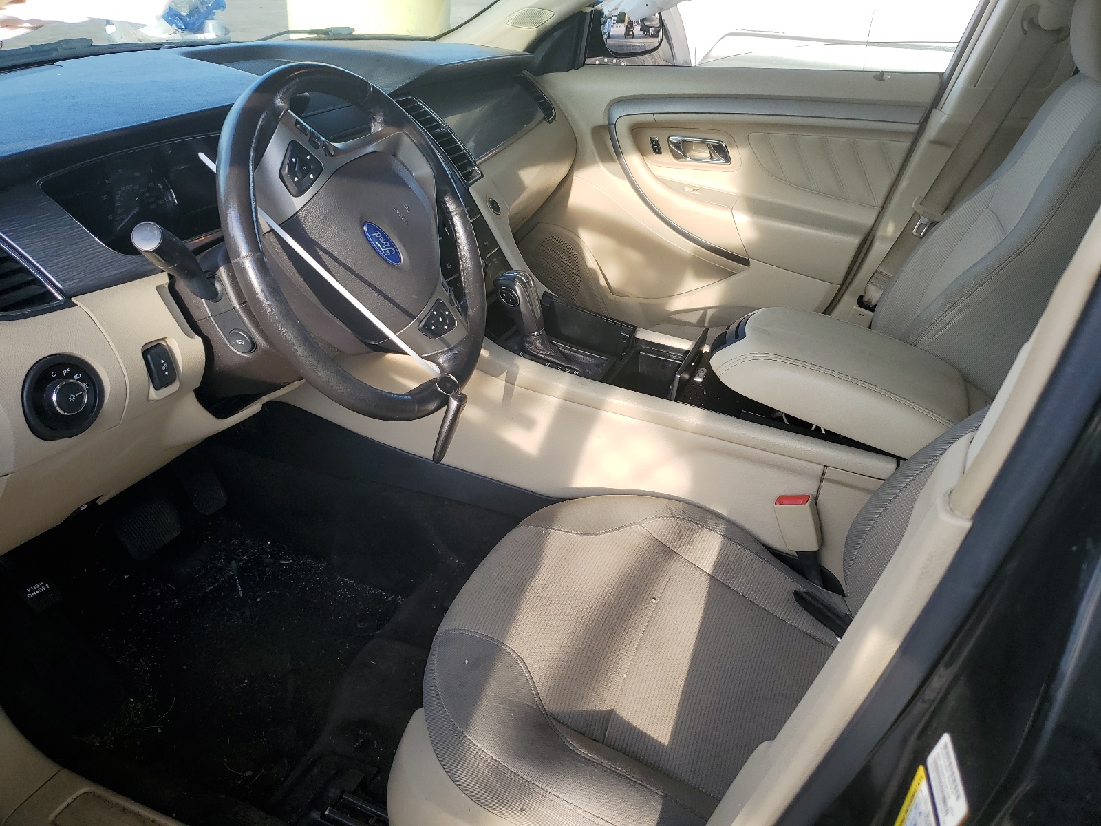 1FAHP2E85FG165413 2015 Ford Taurus Sel