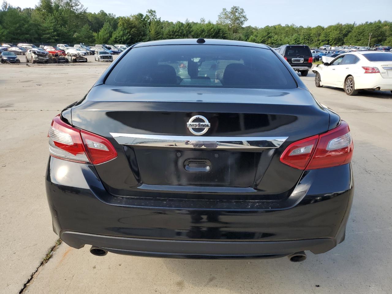 1N4AL3APXJC170140 2018 Nissan Altima 2.5