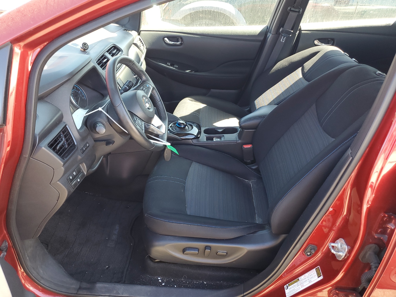 1N4AZ1CP4JC307783 2018 Nissan Leaf S