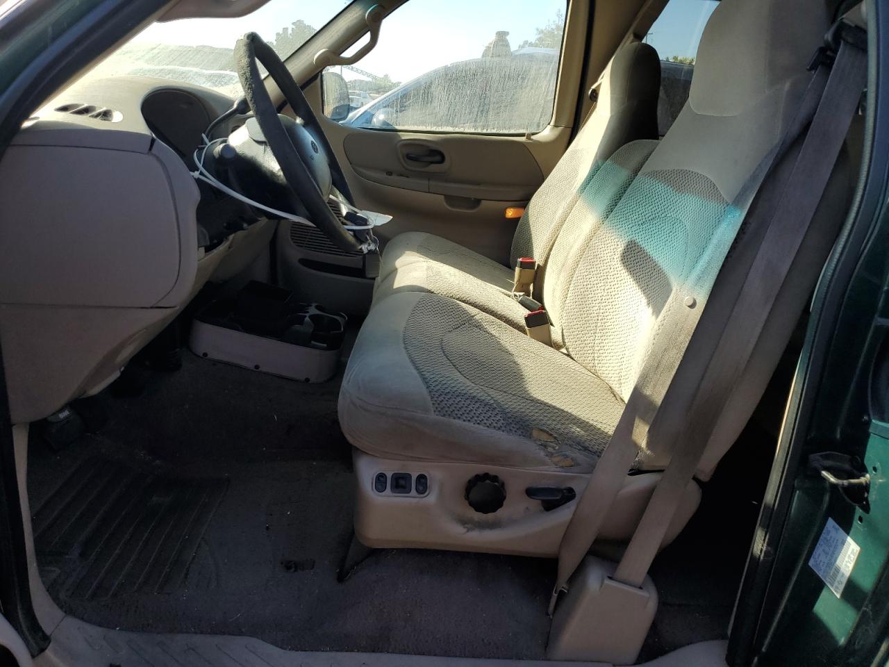 2000 Ford F150 VIN: 1FTRX17W2YKA38977 Lot: 67511334