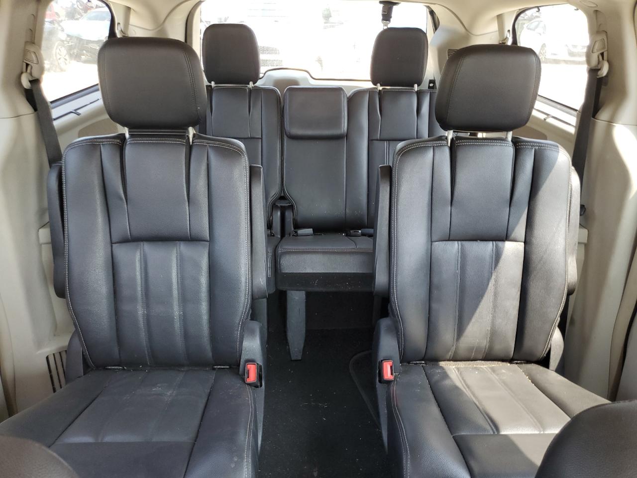 2014 Chrysler Town & Country Touring VIN: 2C4RC1BG8ER195647 Lot: 68696564