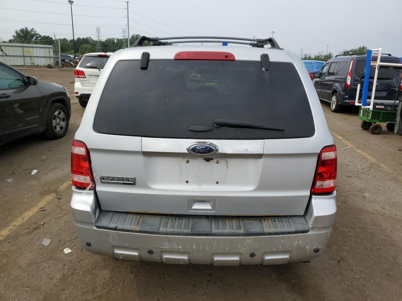 2011 Ford Escape Limited VIN: 1FMCU0E72BKC37230 Lot: 67713964