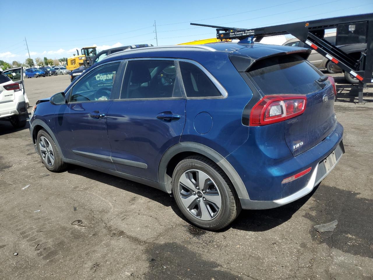 KNDCB3LC3J5153586 2018 KIA NIRO - Image 2