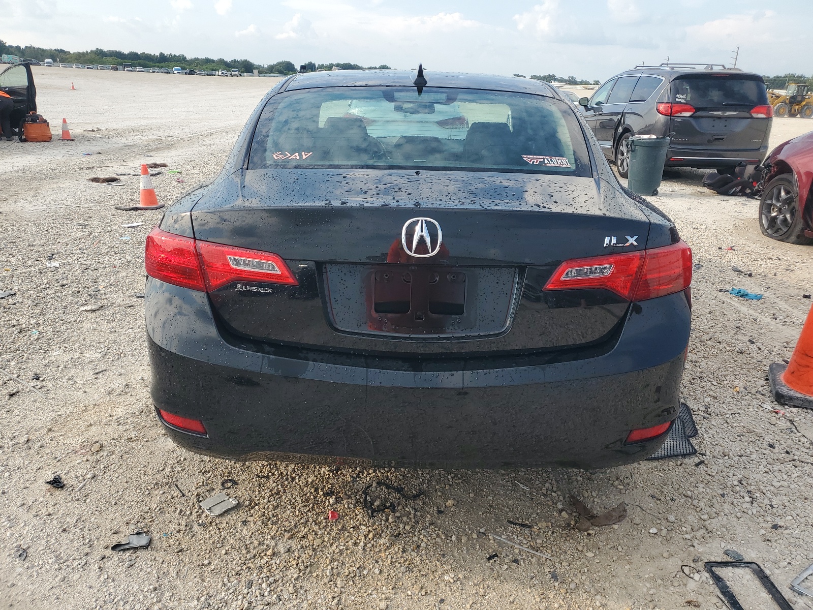 19VDE1F72DE013058 2013 Acura Ilx 20 Tech