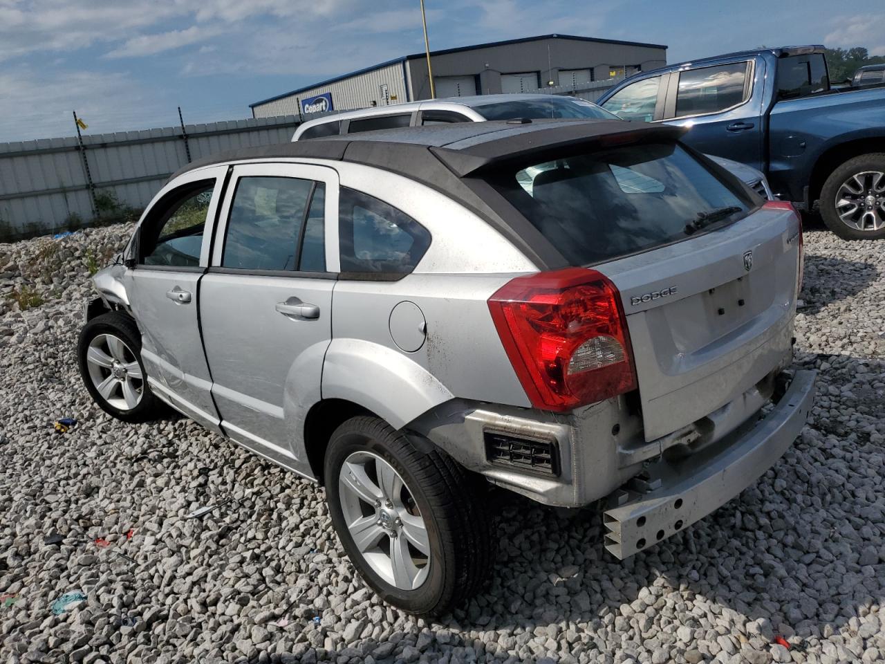 2011 Dodge Caliber - Image 2