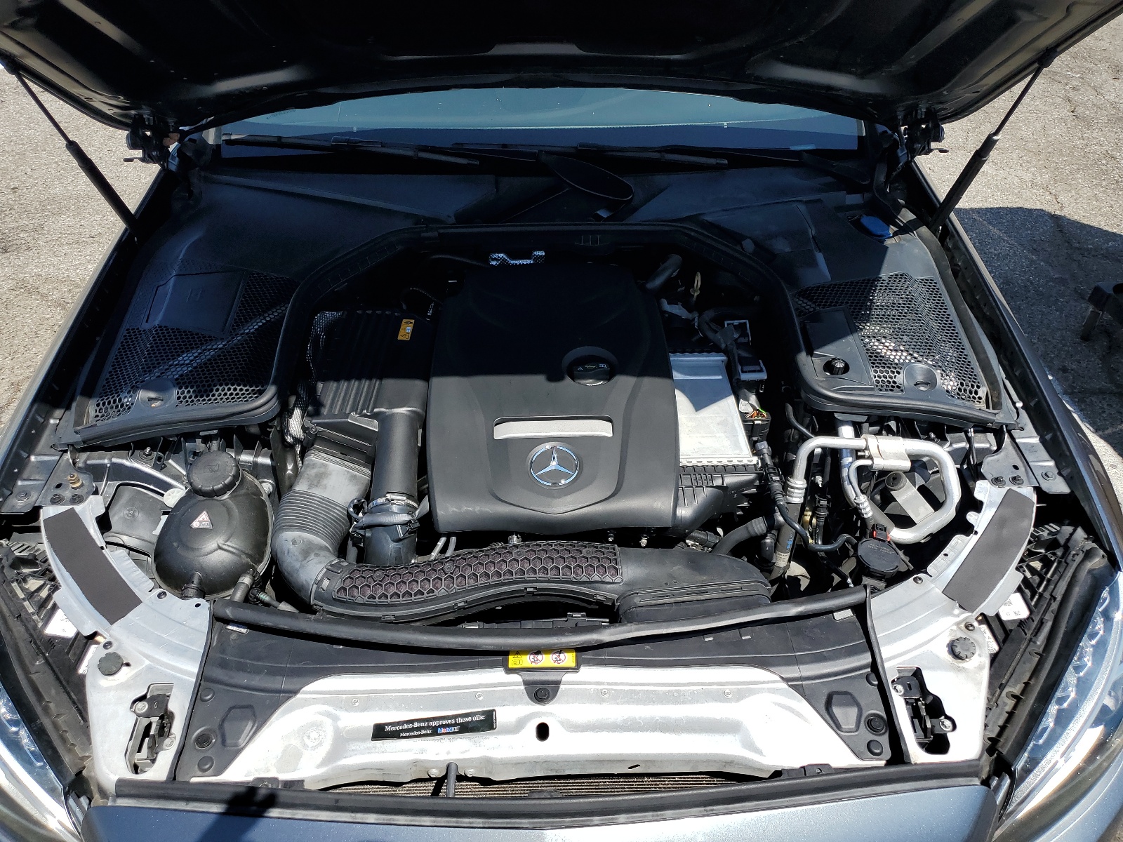 WDDWJ4JB6HF587432 2017 Mercedes-Benz C 300