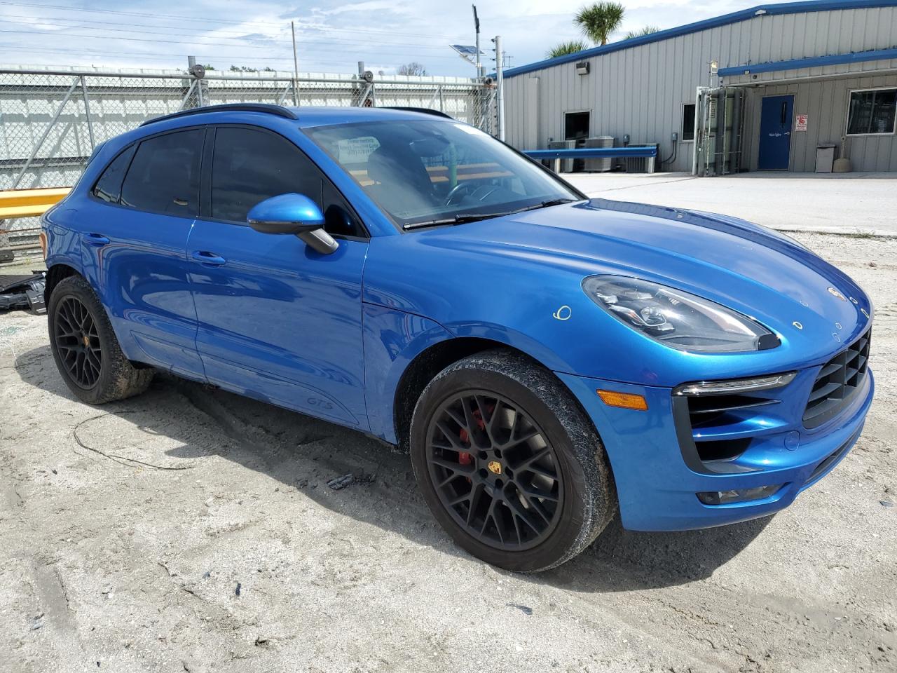 WP1AG2A58JLB61233 2018 Porsche Macan Gts