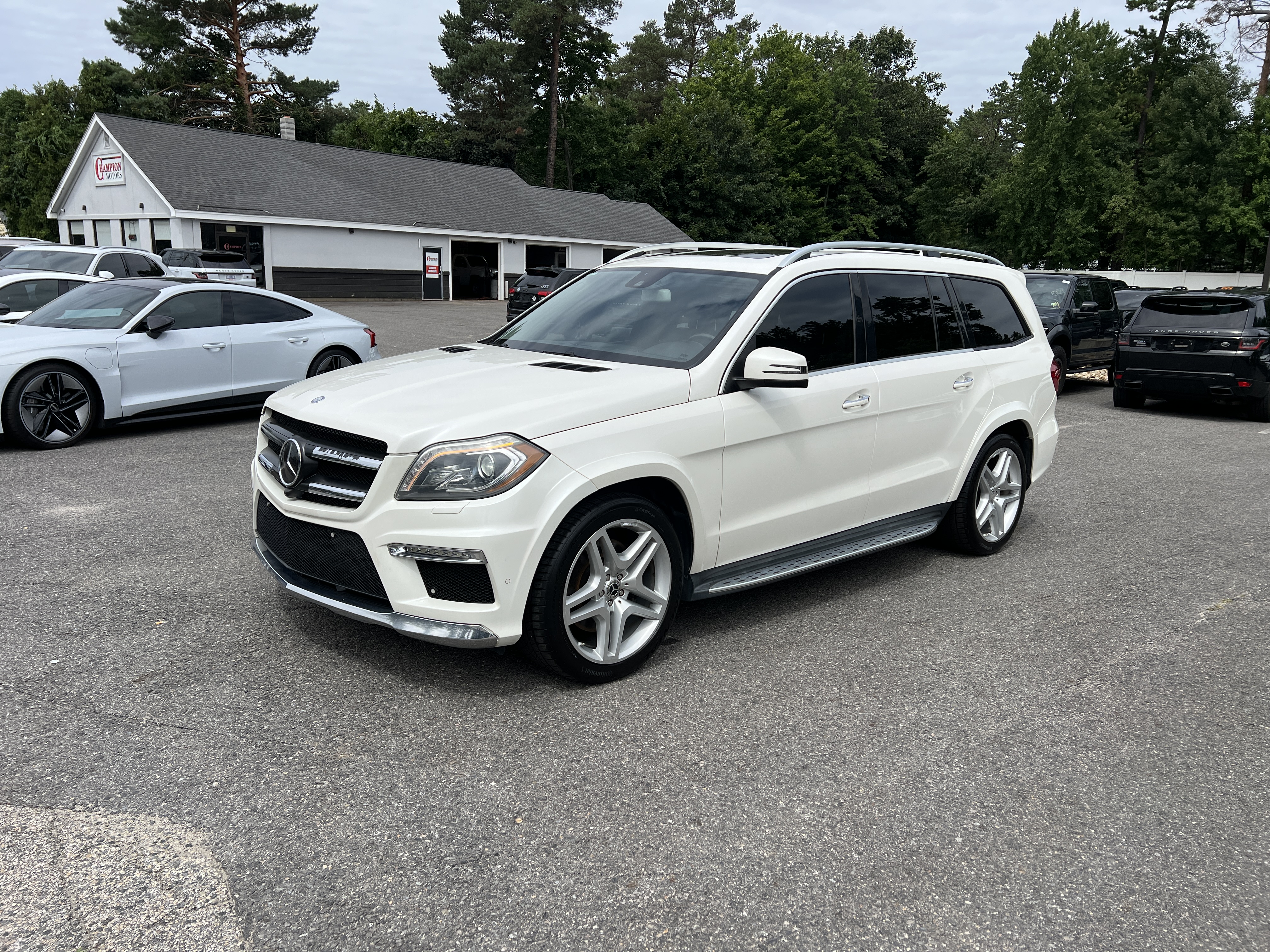 2015 Mercedes-Benz Gl 550 4Matic vin: 4JGDF7DE9FA592172