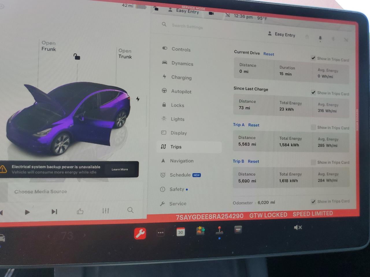 7SAYGDEE8RA254290 2024 Tesla Model Y