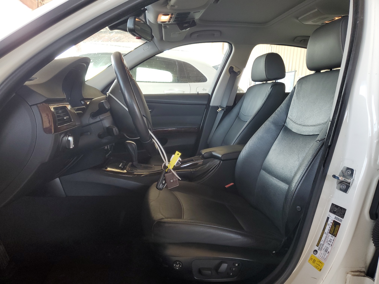 WBAPH77599NM29278 2009 BMW 328 I