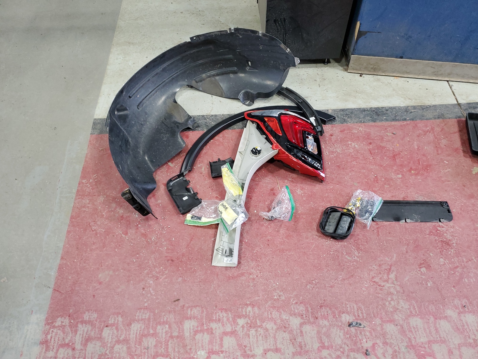 KL4CJESB1KB857905 2019 Buick Encore Preferred