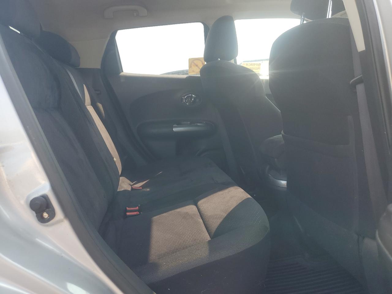 2014 Nissan Juke S VIN: JN8AF5MV1ET360345 Lot: 64679134